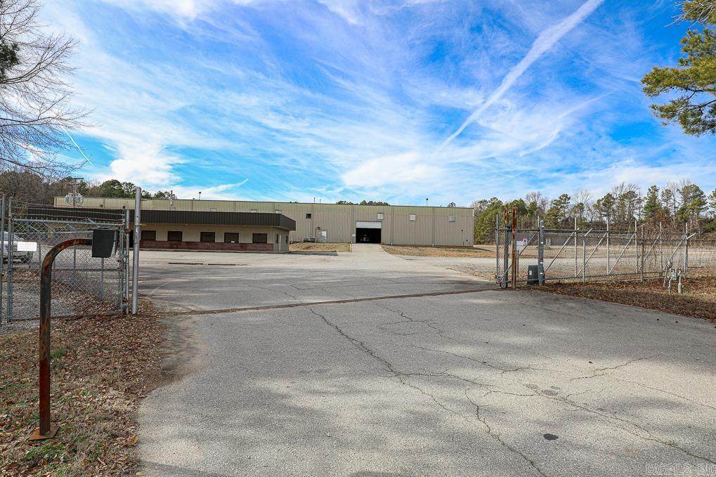 3200 S Reynolds Road Property Photo 1