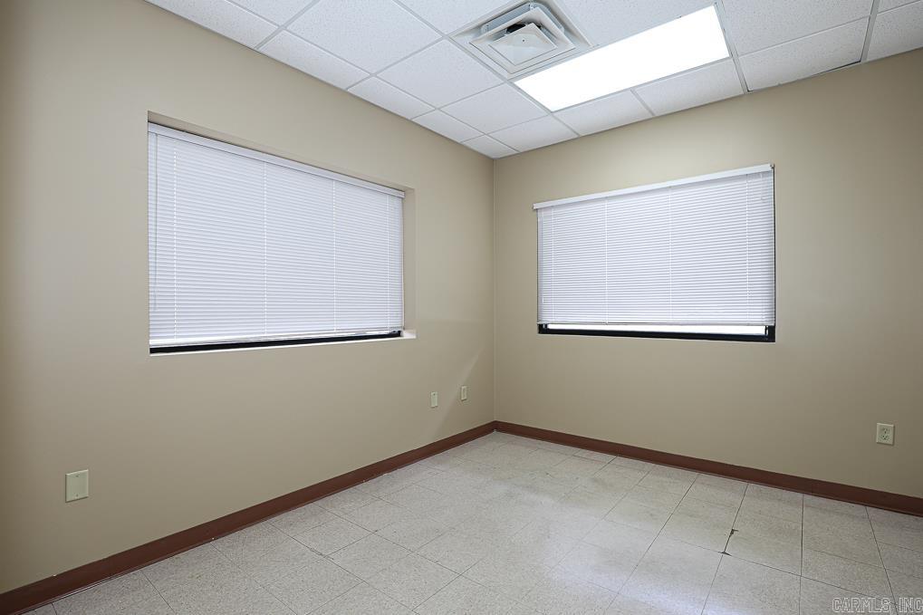 3200 S Reynolds Road Property Photo 14