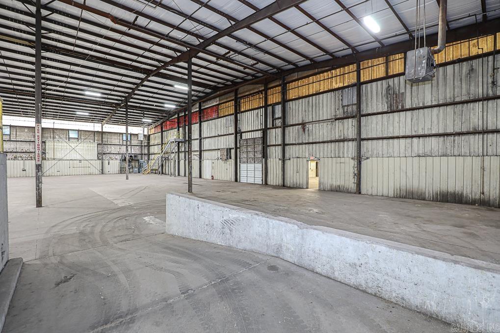 3200 S Reynolds Road Property Photo 23
