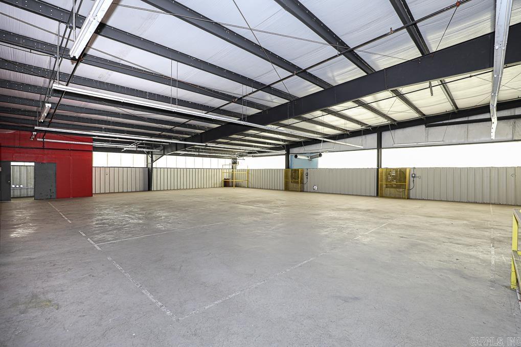 3200 S Reynolds Road Property Photo 28