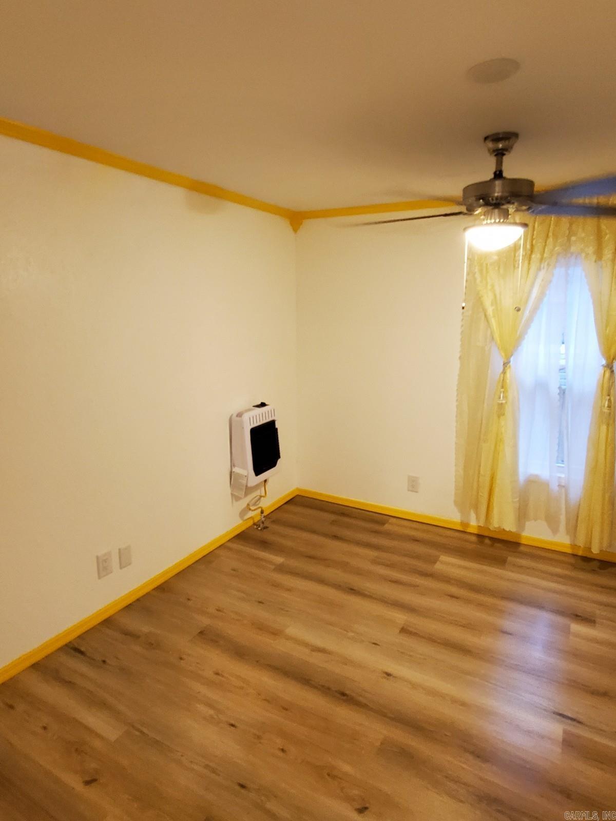 354 Silver Street Property Photo 14