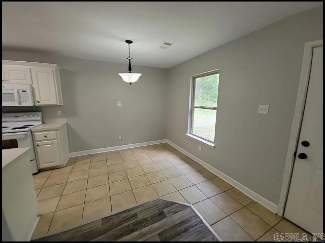 183 Charles Drive Property Photo 4