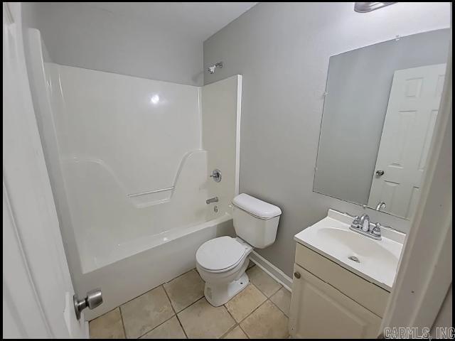 183 Charles Drive Property Photo 9