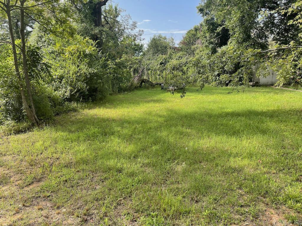 1000 W 22nd Ave Property Photo 2