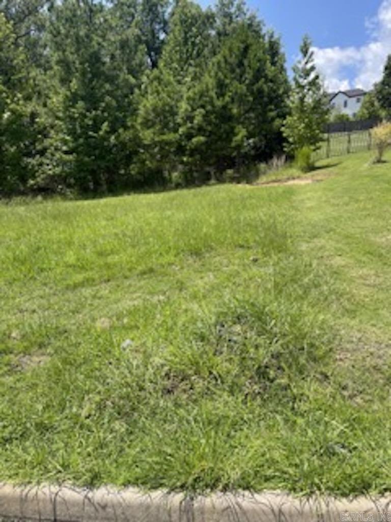109 Navajo Trail Property Photo 1