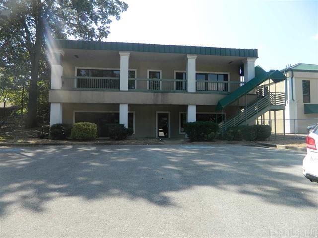 820 E Matthews, Suite F Property Photo 2