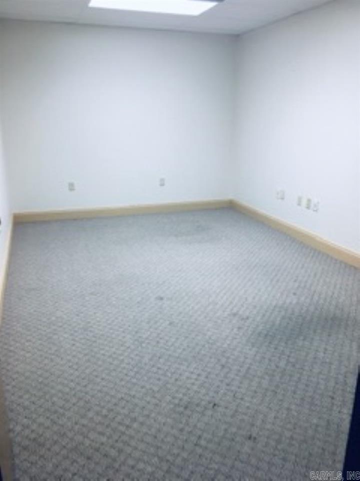820 E Matthews, Suite F Property Photo 8