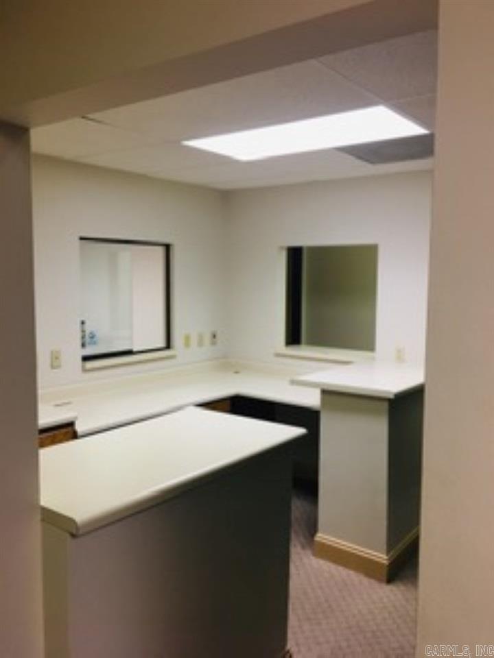 820 E Matthews, Suite F Property Photo 14