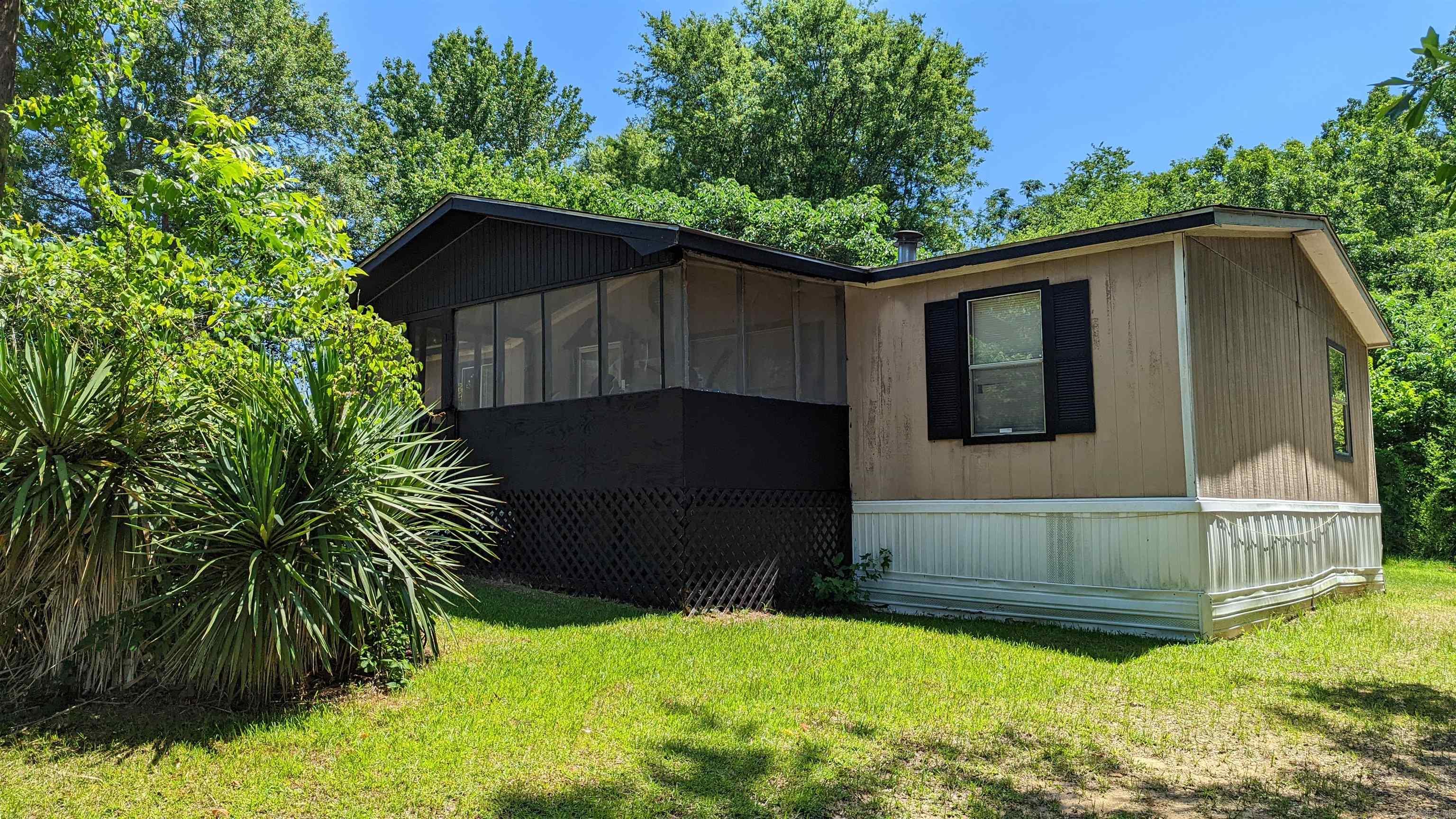 609 Lear Avenue Property Photo 2