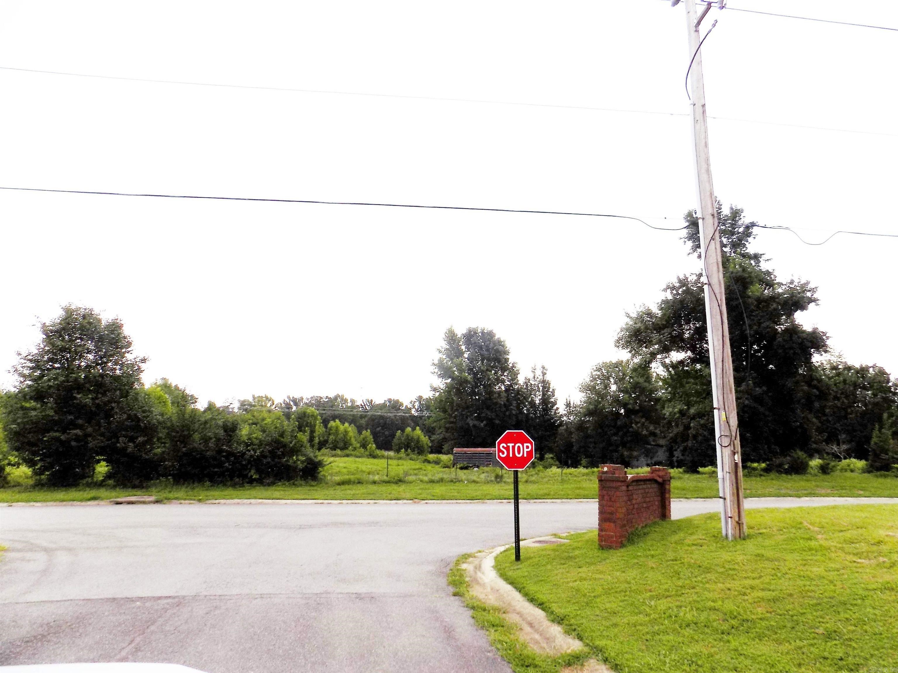 6 4th Property Photo 2