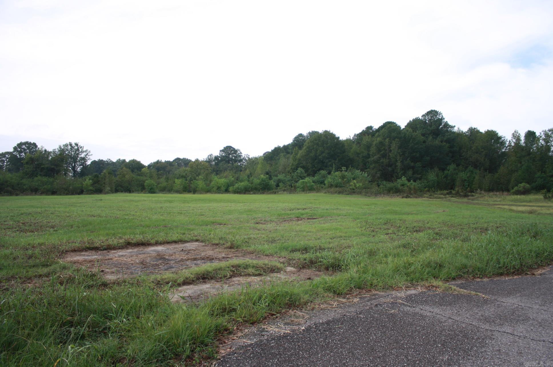 121 W Hale Street Property Photo 4