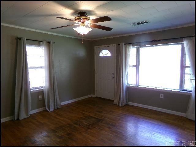 1202 N Holly Street Property Photo 3