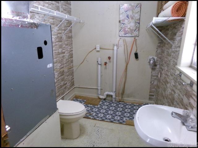 1202 N Holly Street Property Photo 20