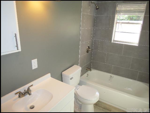 9215 Clover Hill Road Property Photo 11