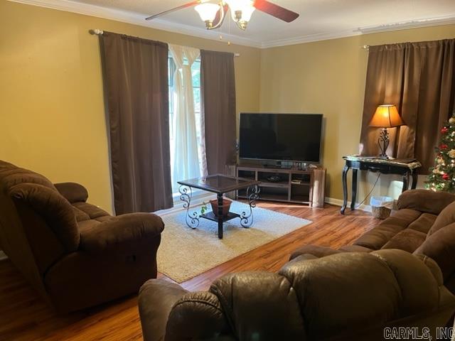 2308 Carson Circle Property Photo 3
