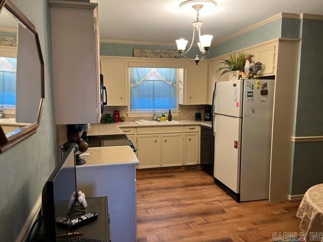 1502 N Jackson Property Photo 5