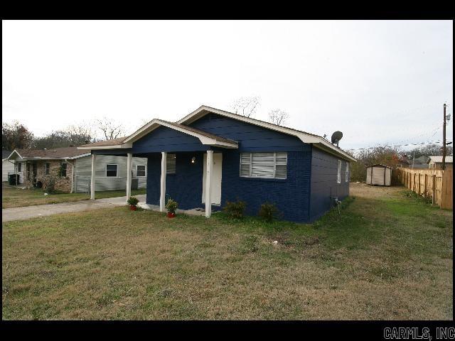 8115 N Claremont Ave Property Photo 2