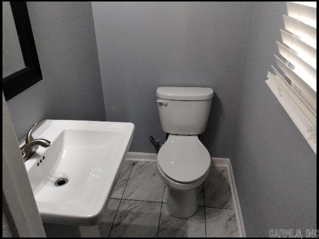 8115 N Claremont Ave Property Photo 16
