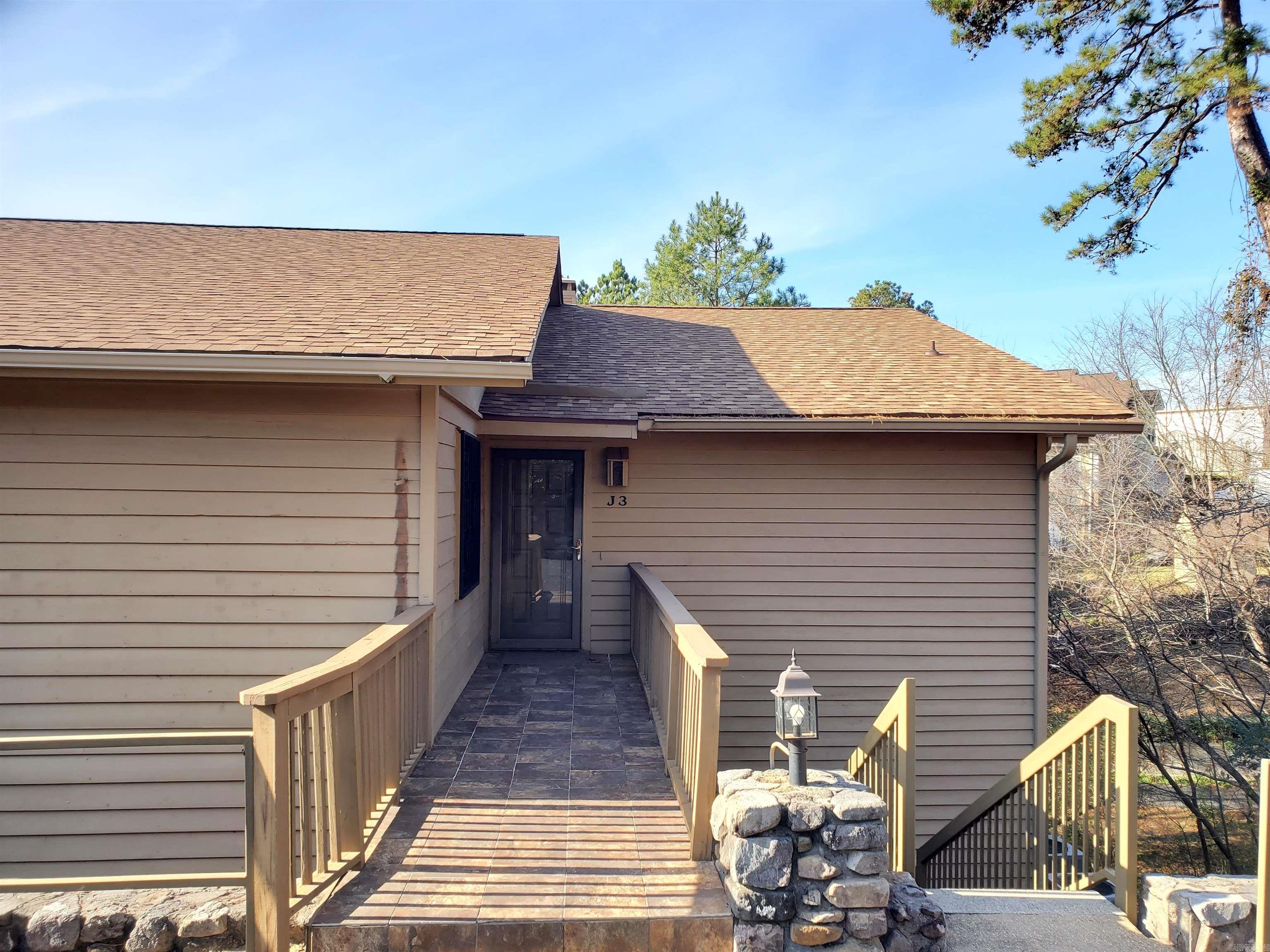 Cedar Crest Hpr Real Estate Listings Main Image