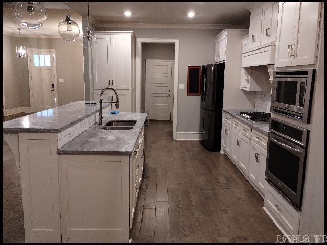 17 Rosans Court Property Photo 16