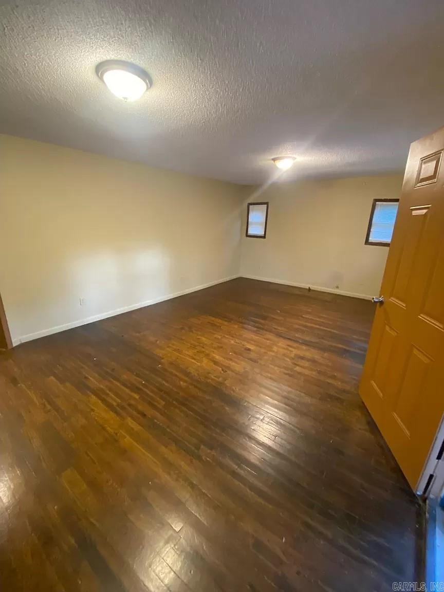 3117 Pulaski Street Property Photo 8