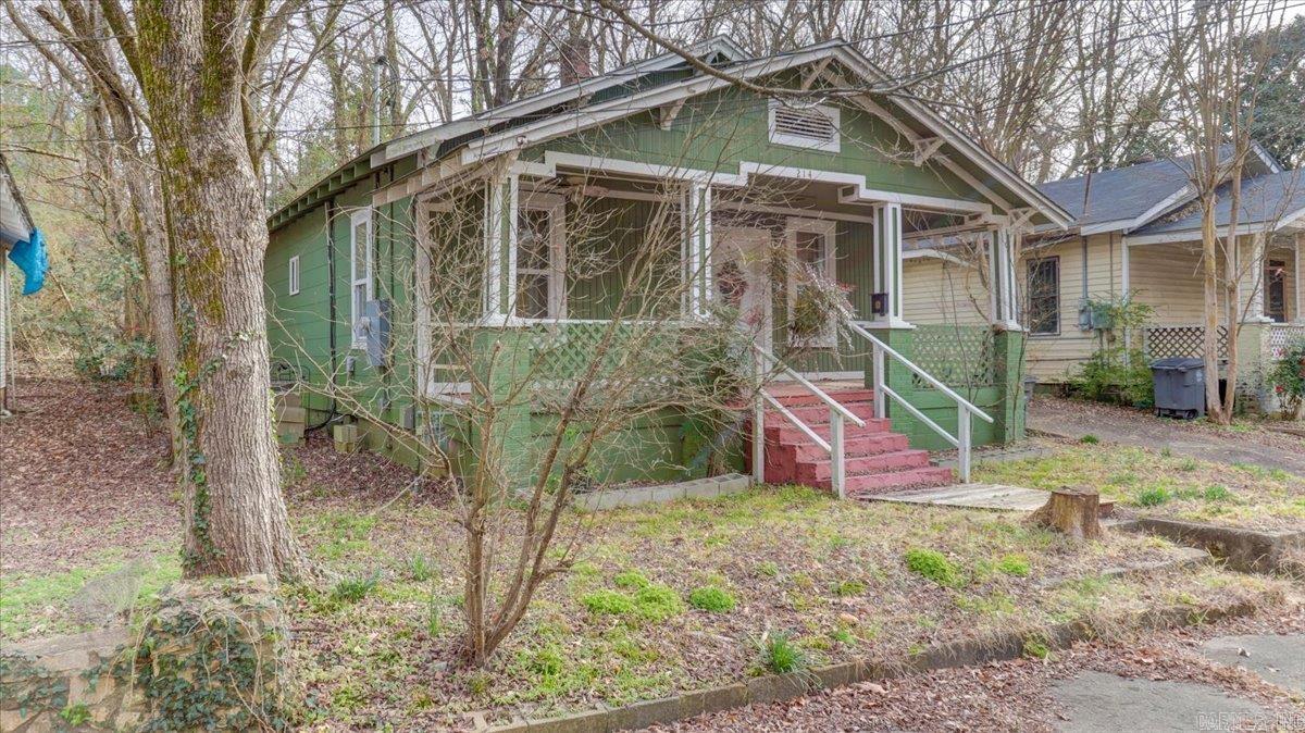 214 Bower Street Property Photo 3