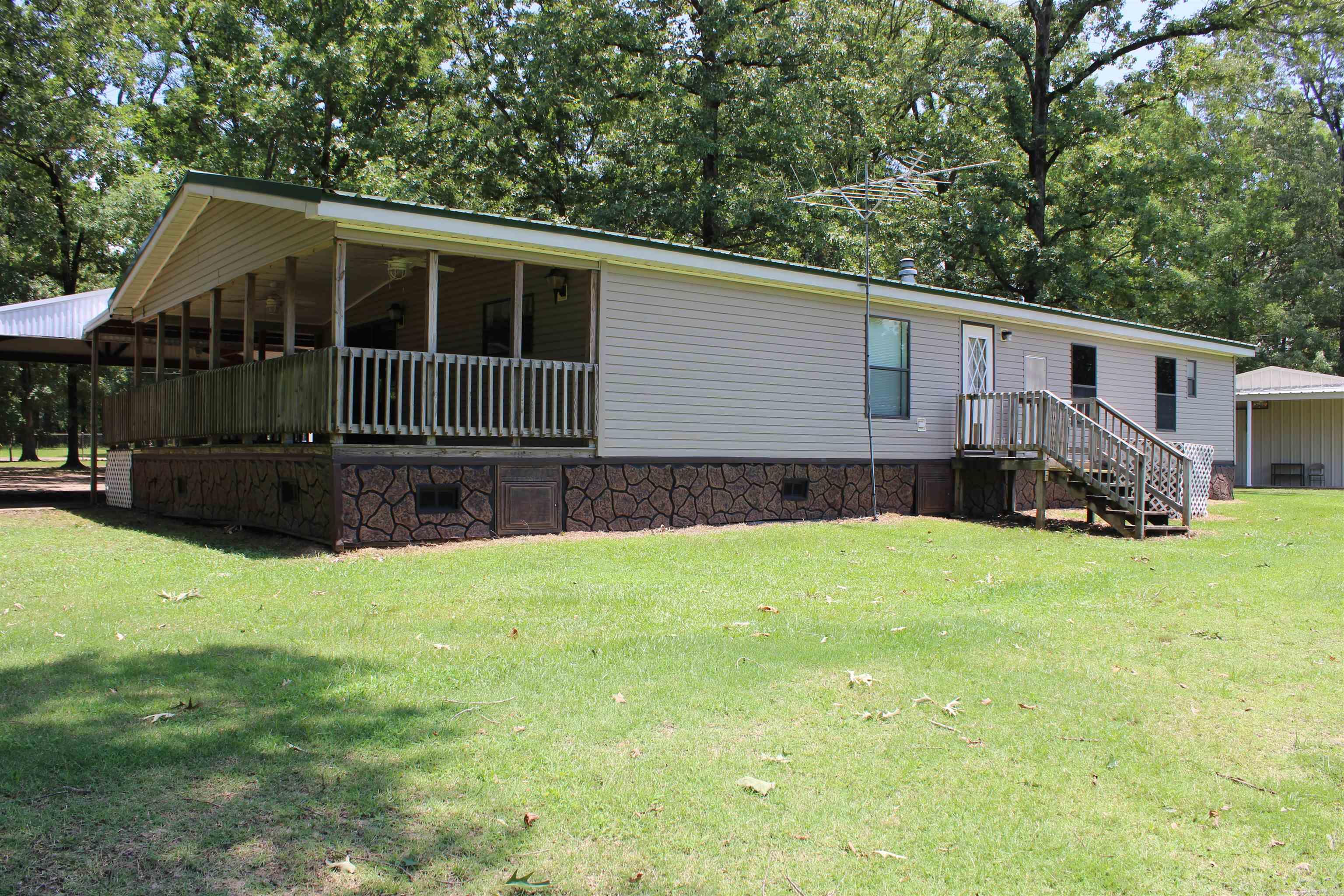 19 Cr186 Property Photo 4