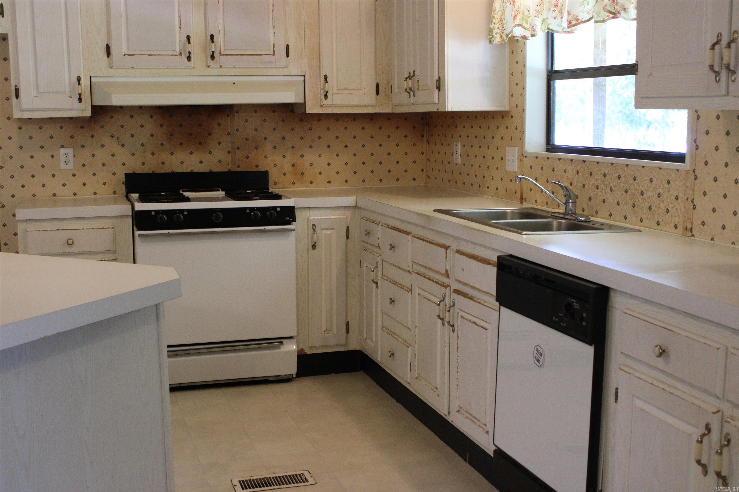 19 Cr186 Property Photo 11