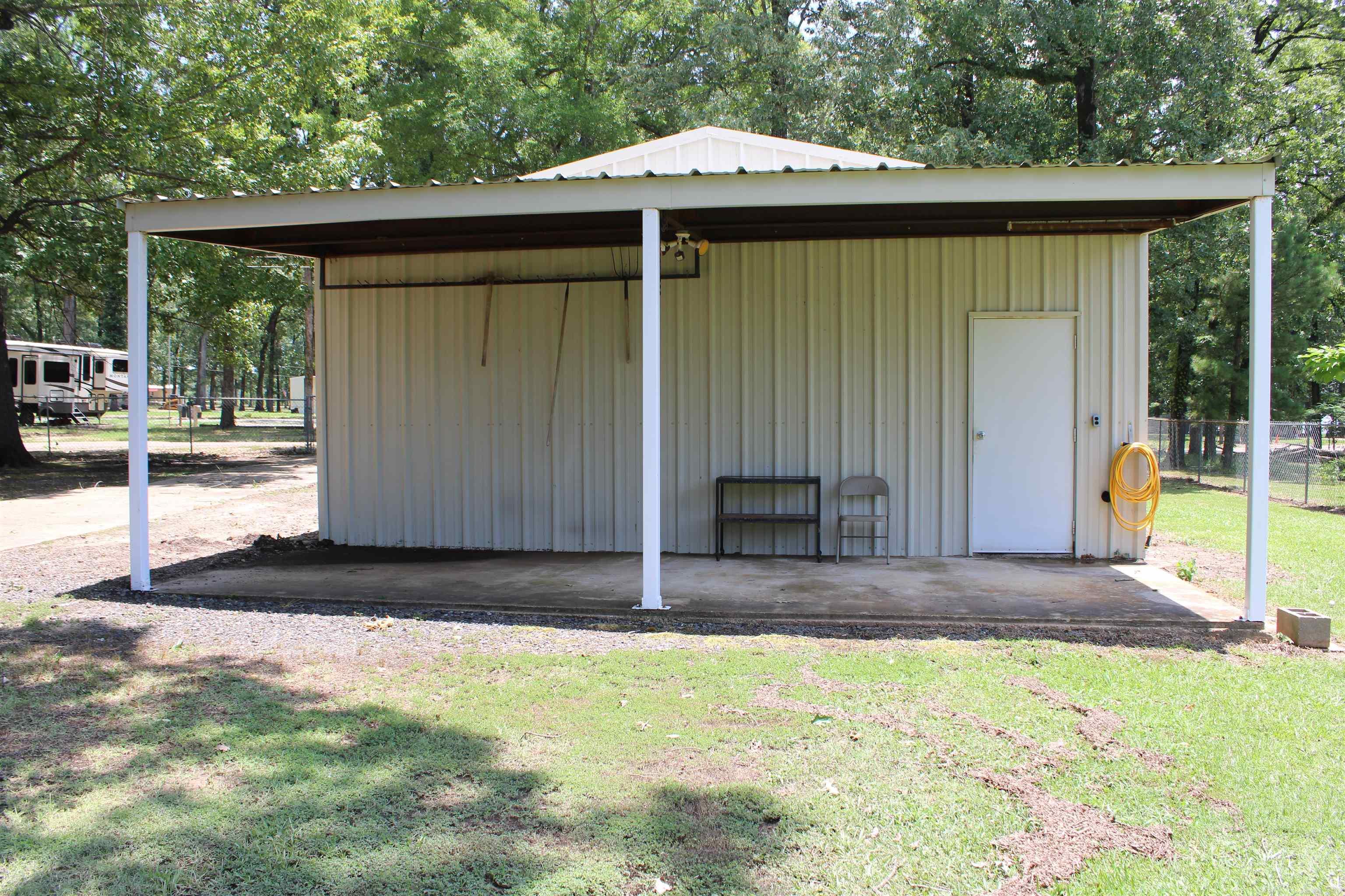 19 Cr186 Property Photo 13