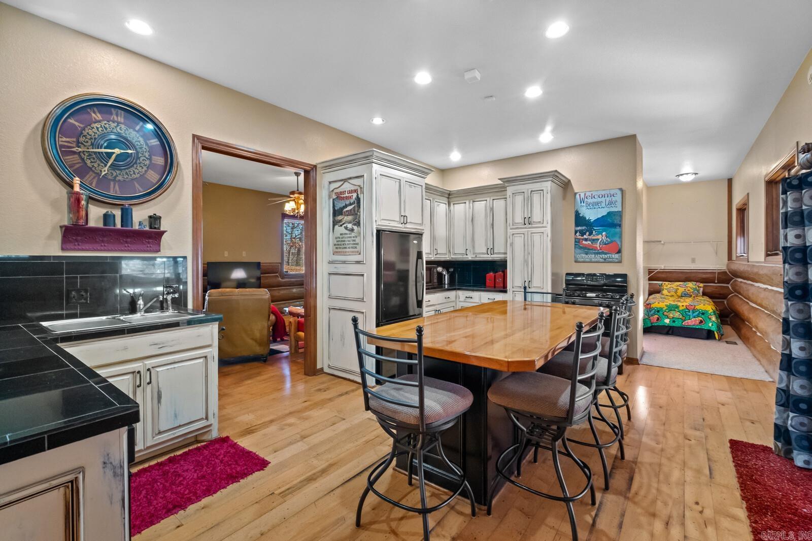 768 Cobblestone Lane Property Photo 38