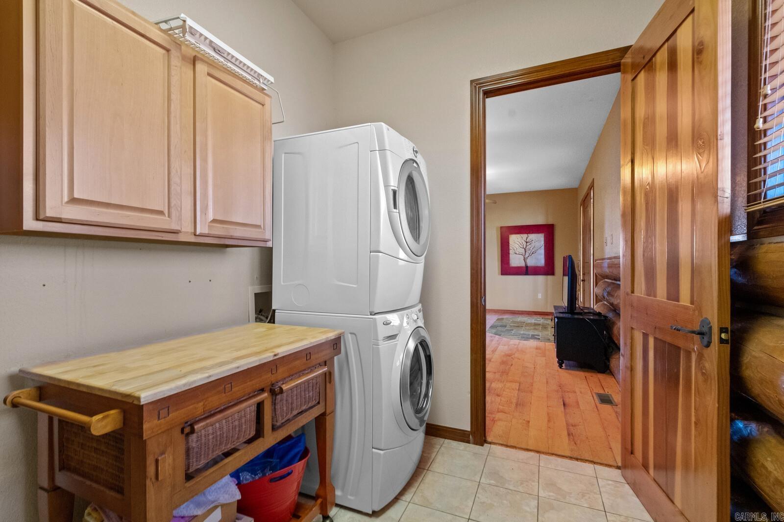 768 Cobblestone Lane Property Photo 43
