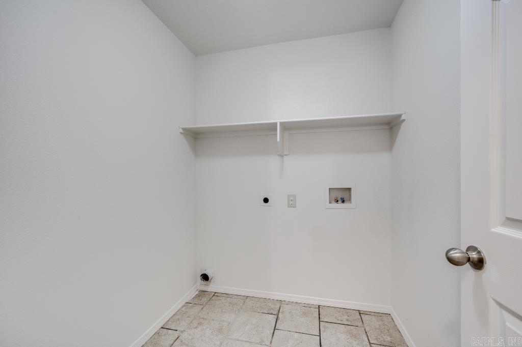 1023 Anemone Drive Property Photo 24