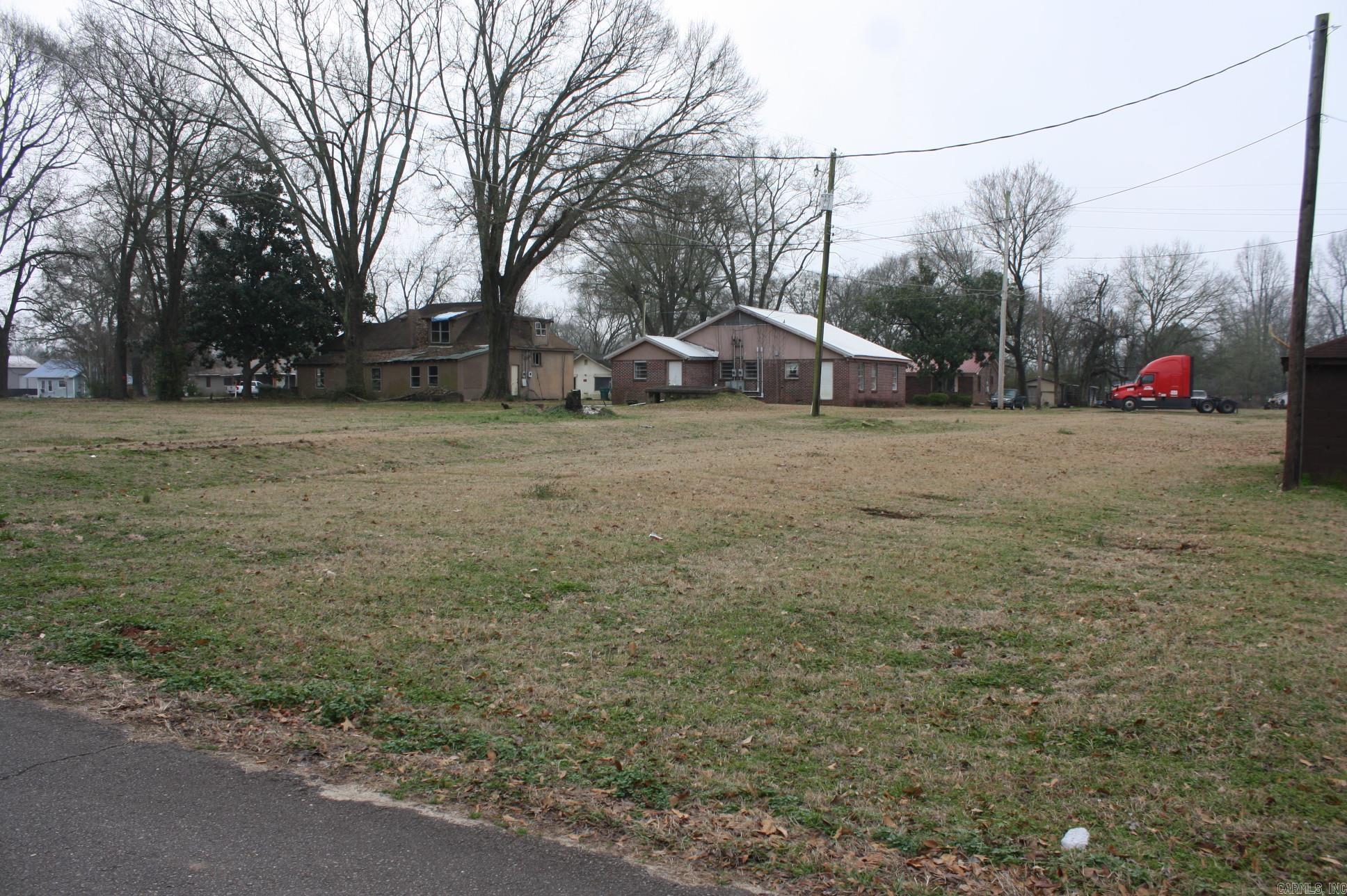 Ansley/russell Property Photo 10