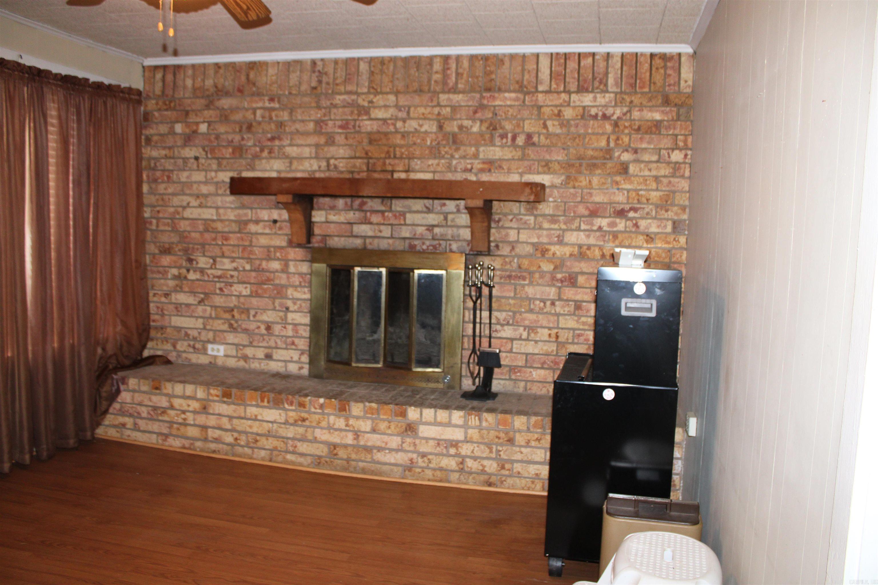 206 Oak Property Photo 2