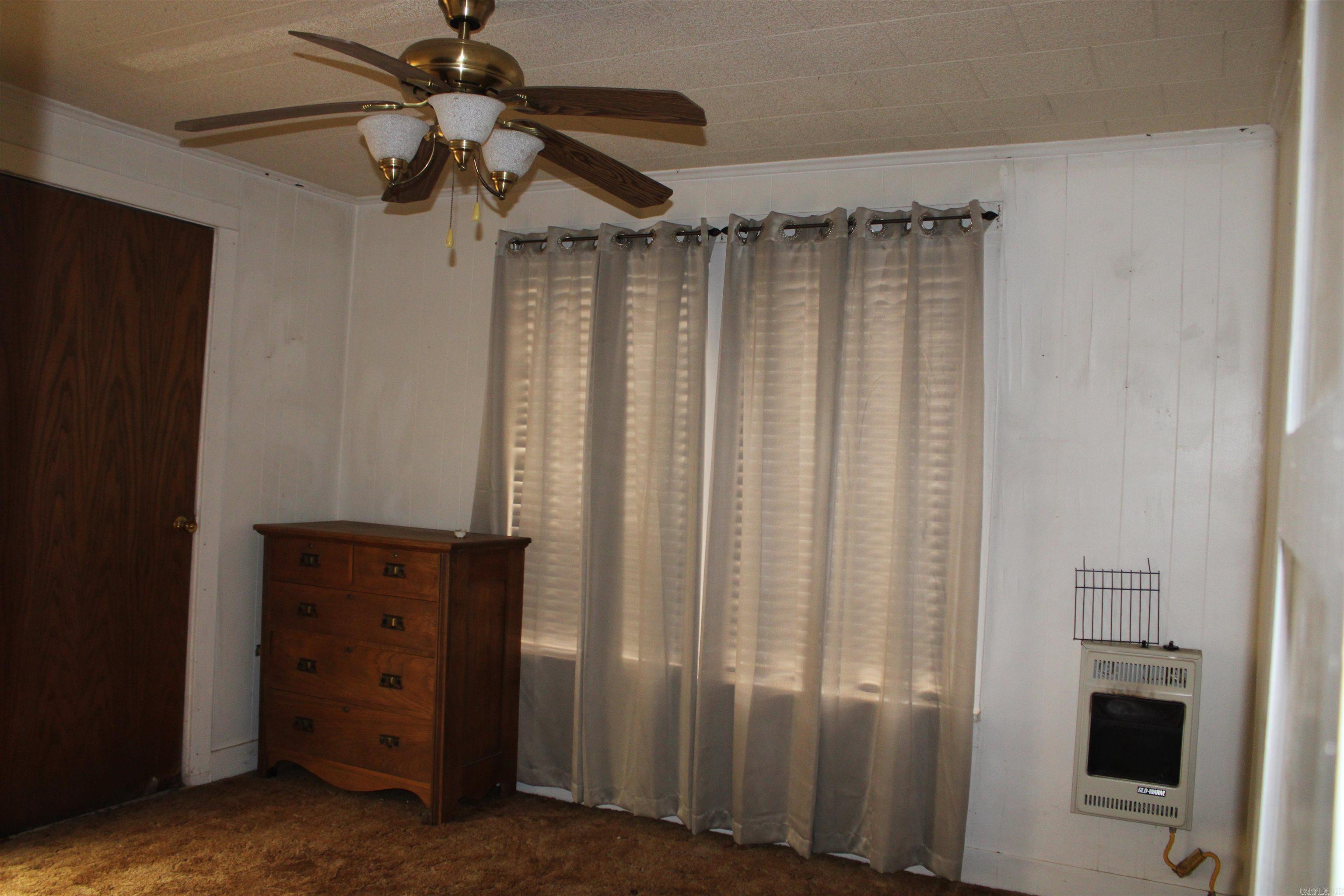 206 Oak Property Photo 6