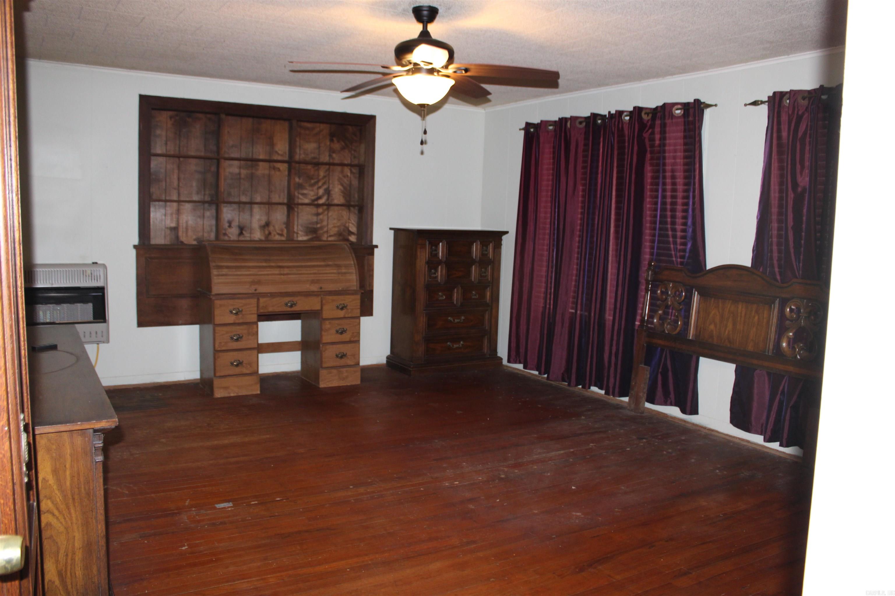 206 Oak Property Photo 9