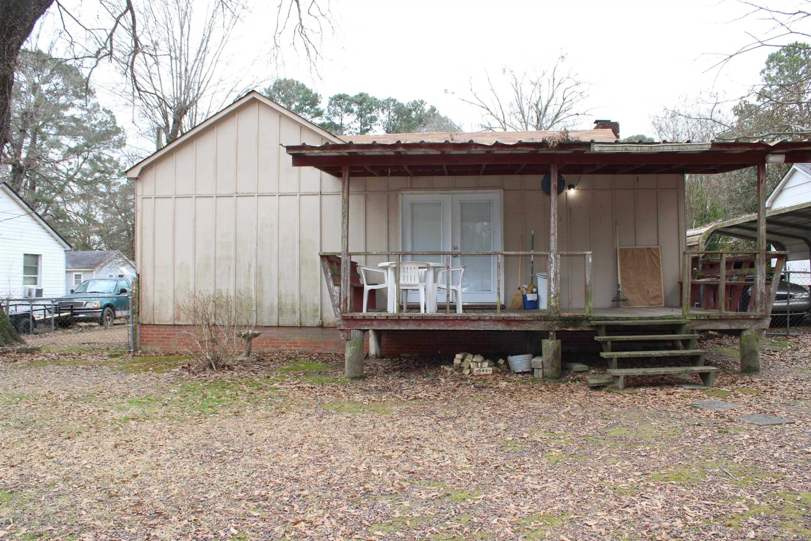 206 Oak Property Photo 12