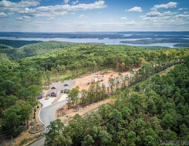 135 Osage Point Property Photo 2
