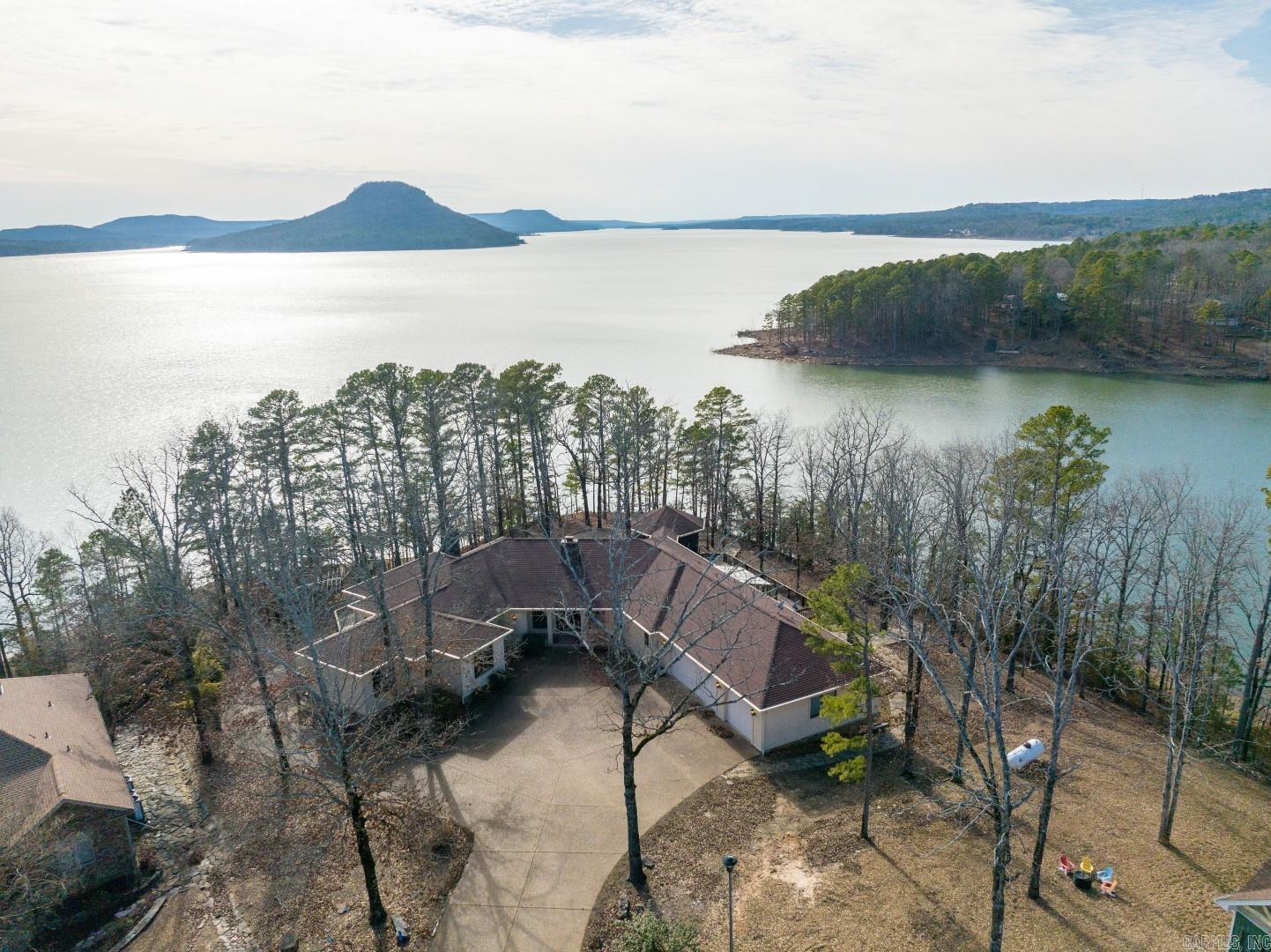 120 S Lakeshore Drive Property Photo