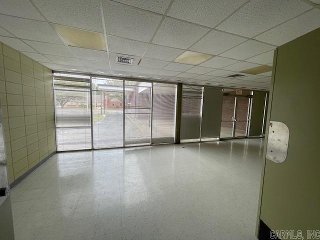 1204 S Main Property Photo 3
