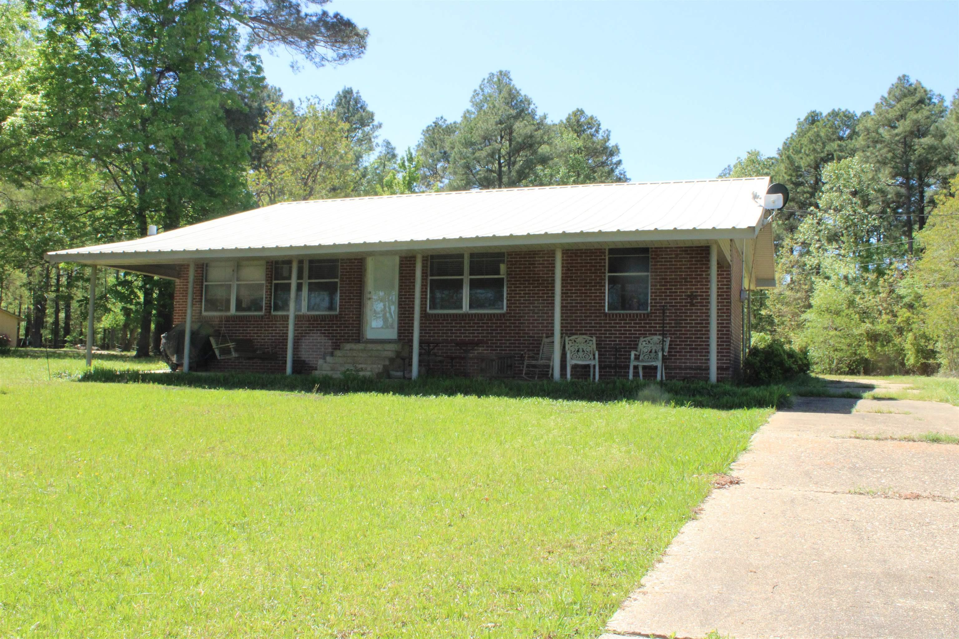 122 Cook Road Property Photo 1