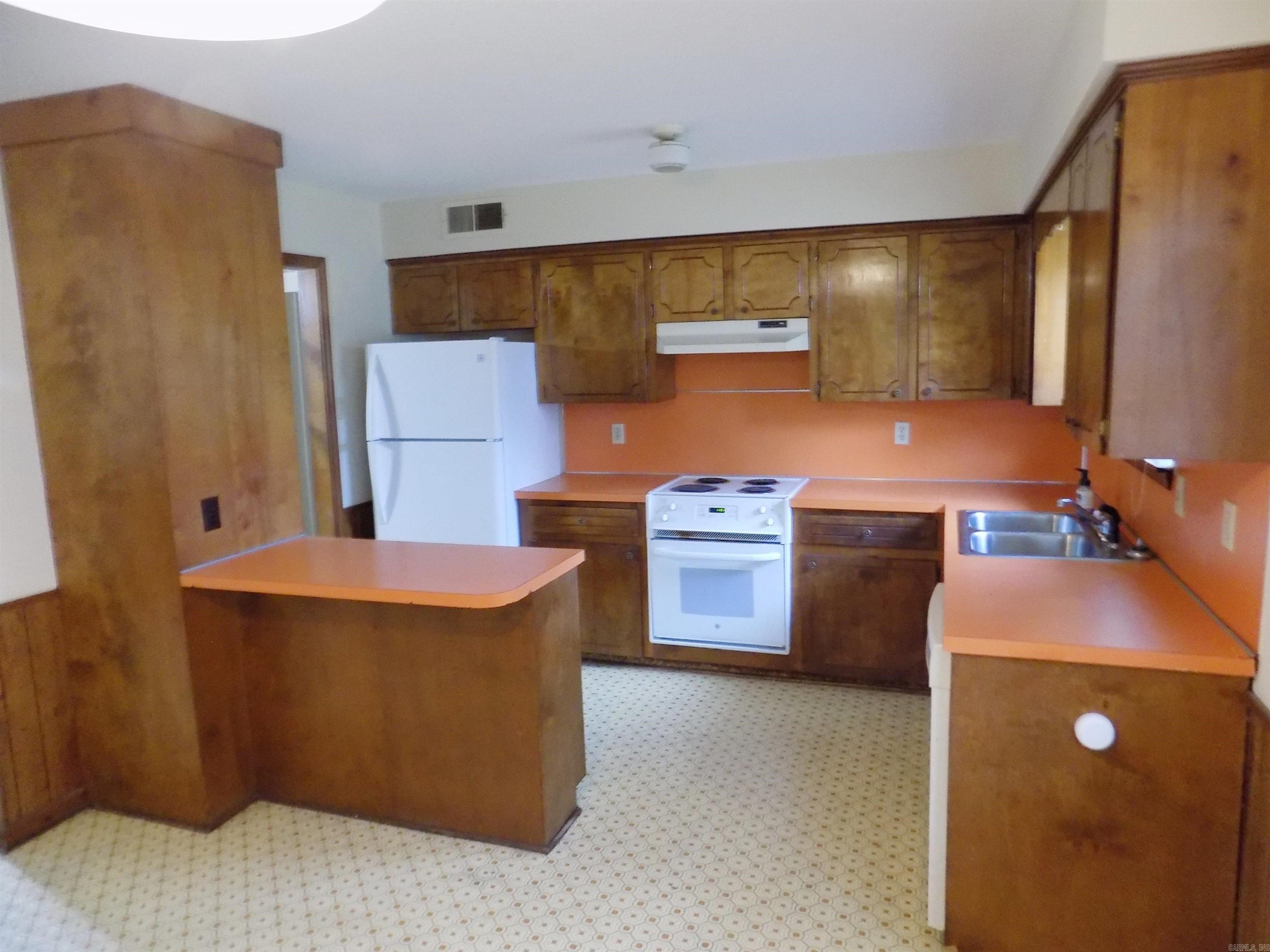 4 Charlotte Property Photo 5