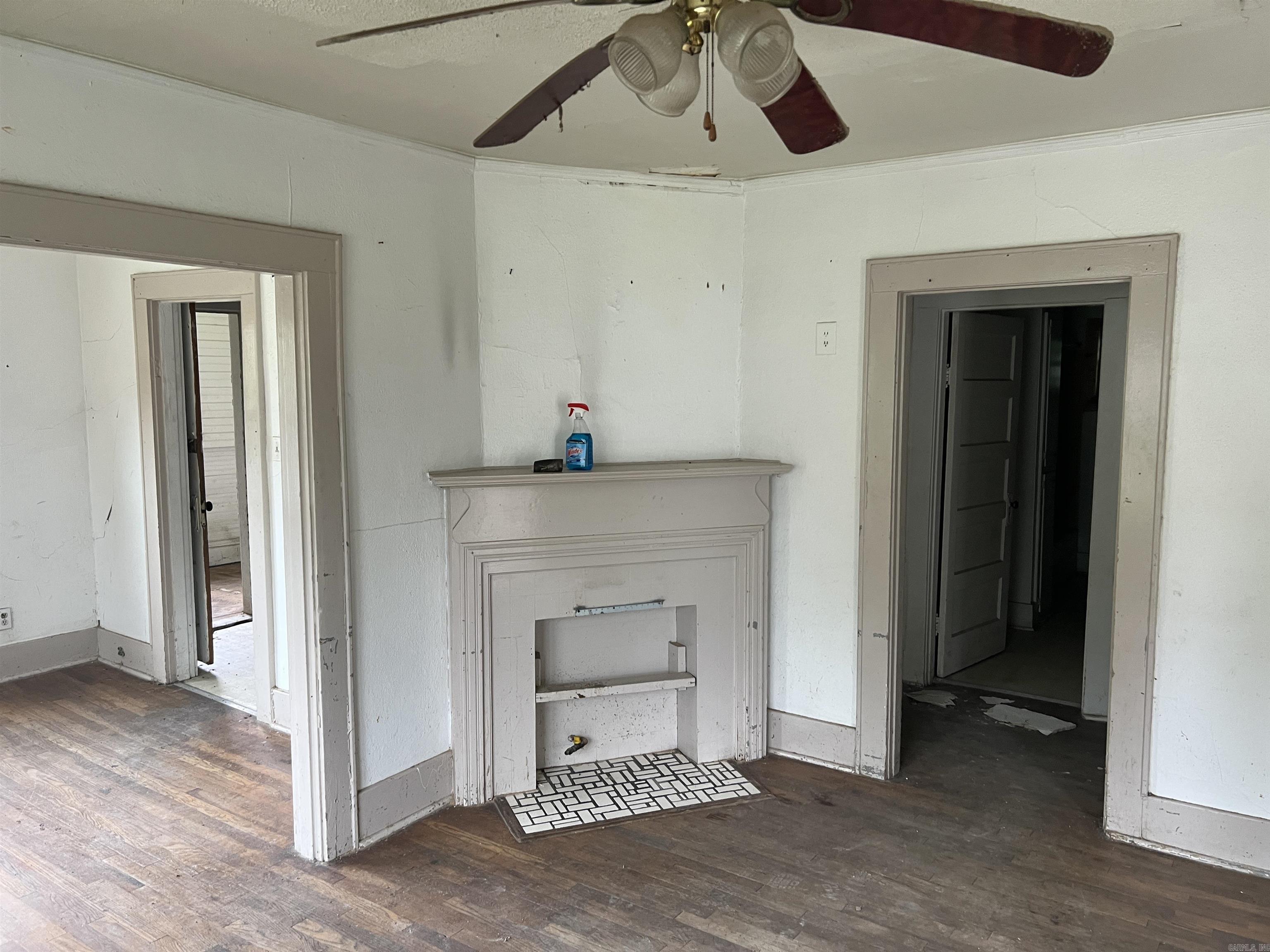 413 Belding Street Property Photo 5