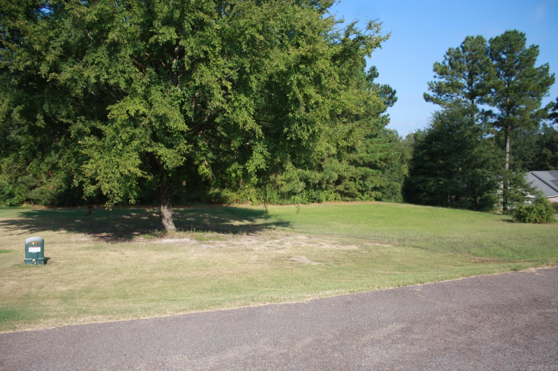 307 Doe Run Property Photo 4