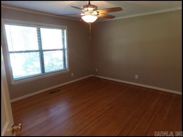 5025 Lakeview Property Photo 10