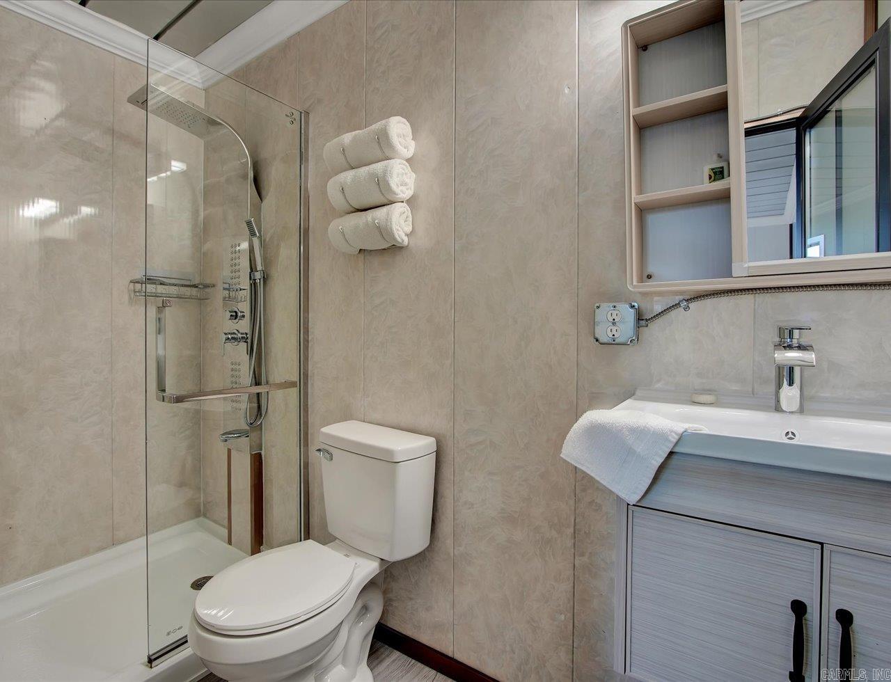 124 Waterfall Court Property Photo 22