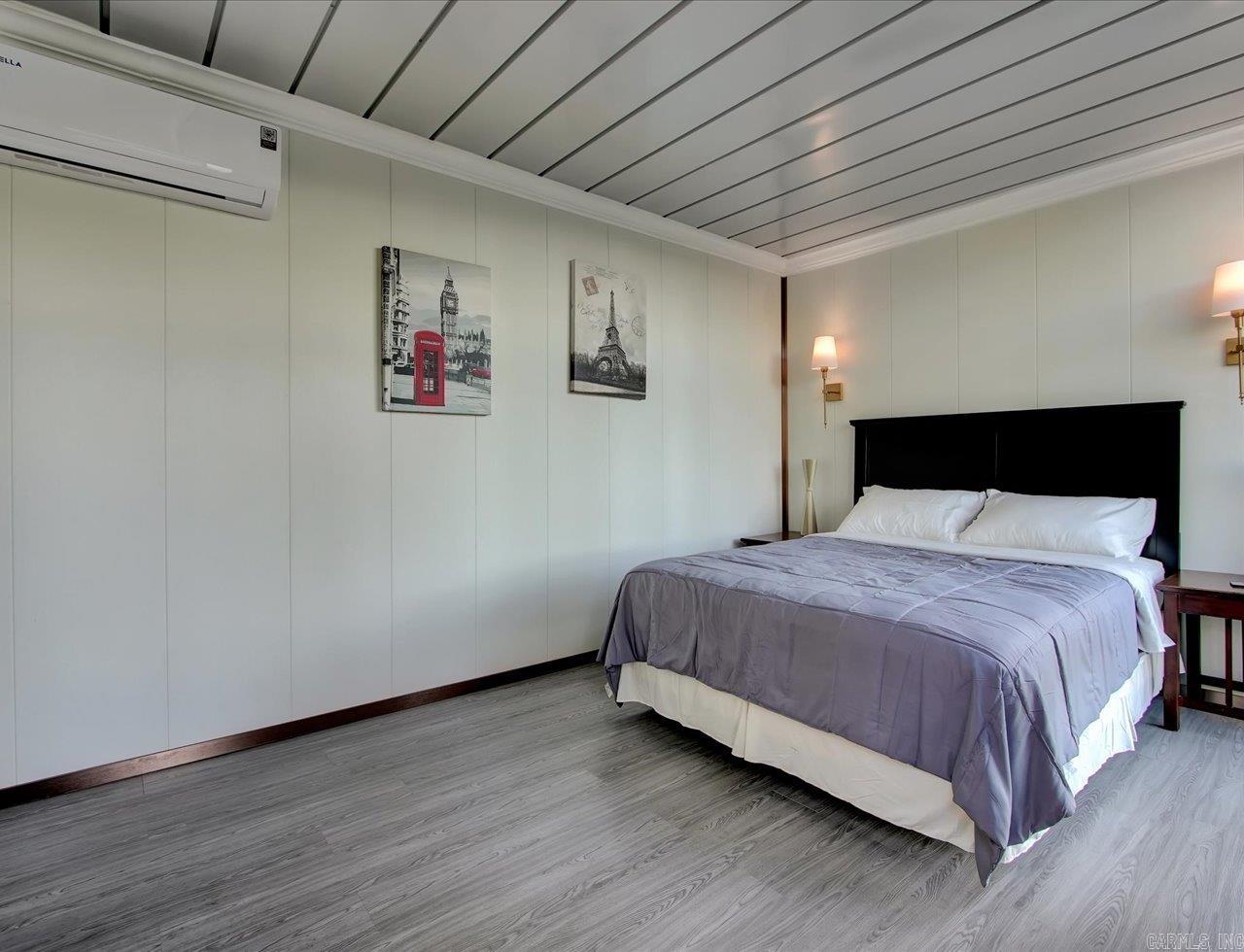 124 Waterfall Court Property Photo 35