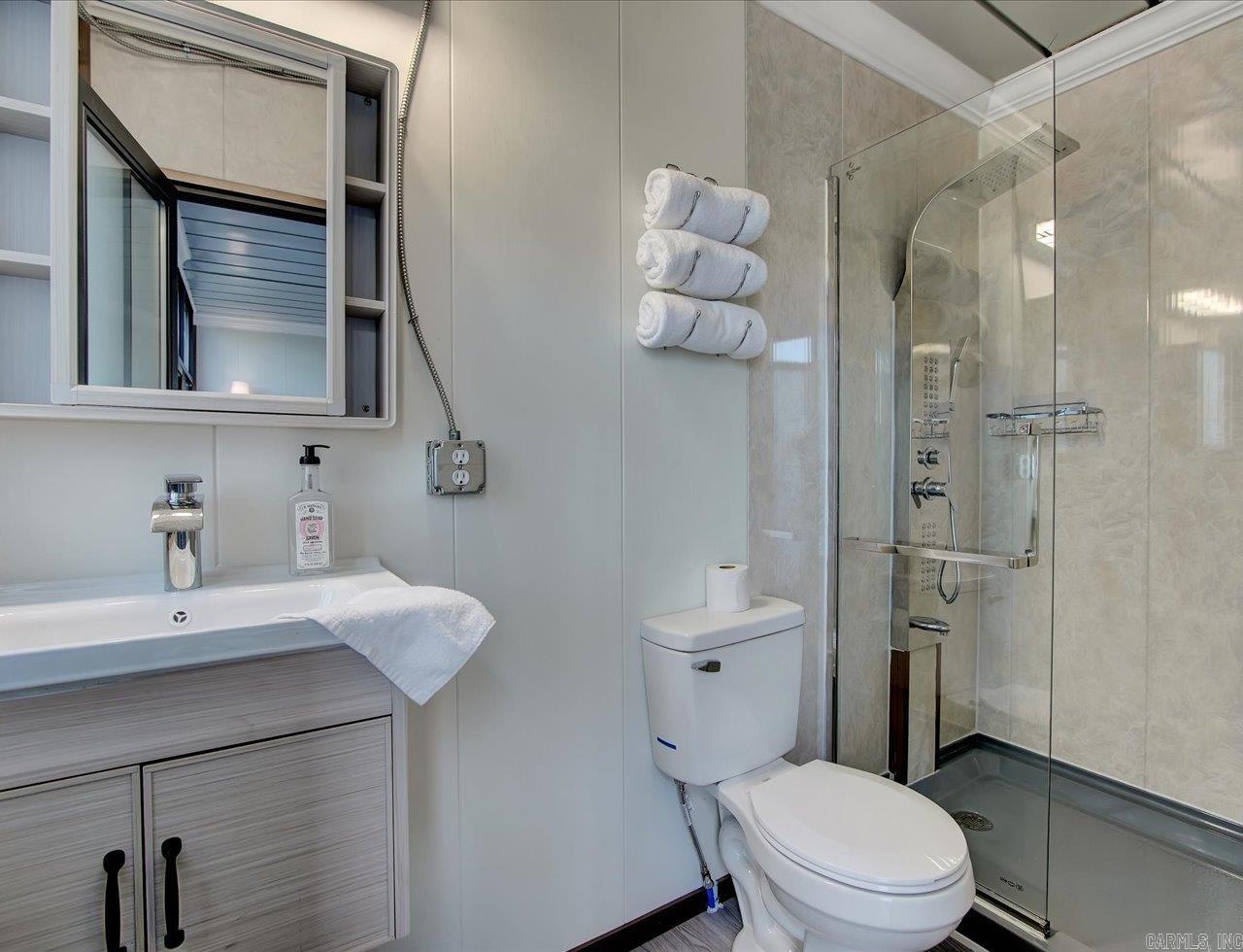 124 Waterfall Court Property Photo 37
