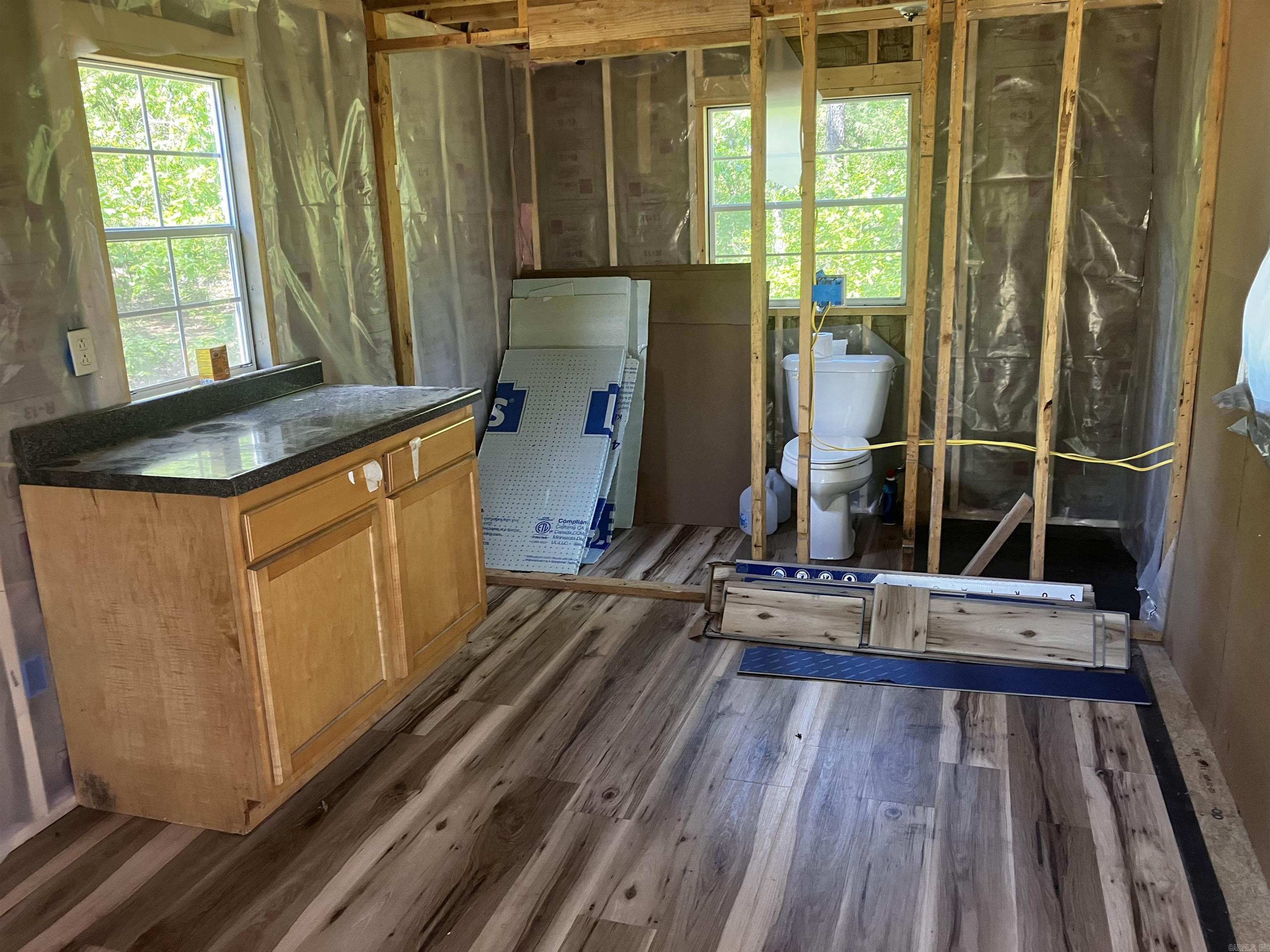 734 W Spring Hill Road Property Photo 4