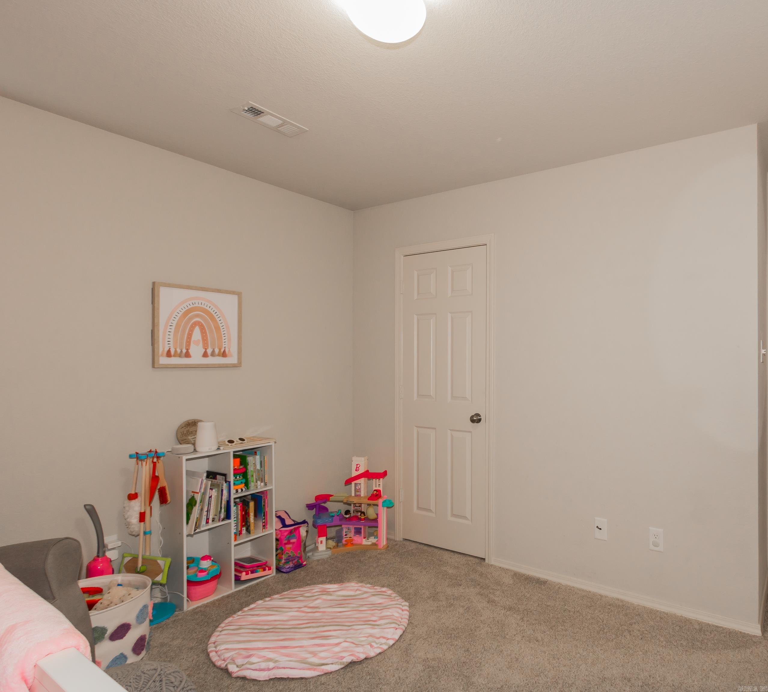 5001 Woodstream Drive Property Photo 25